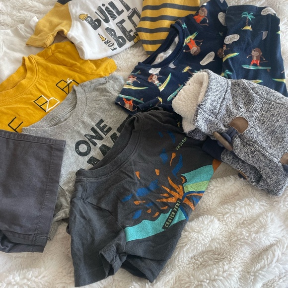 BABY BOY CLOTHING BUNDLE SIZE 12-24 MONTHS - Picture 1 of 13